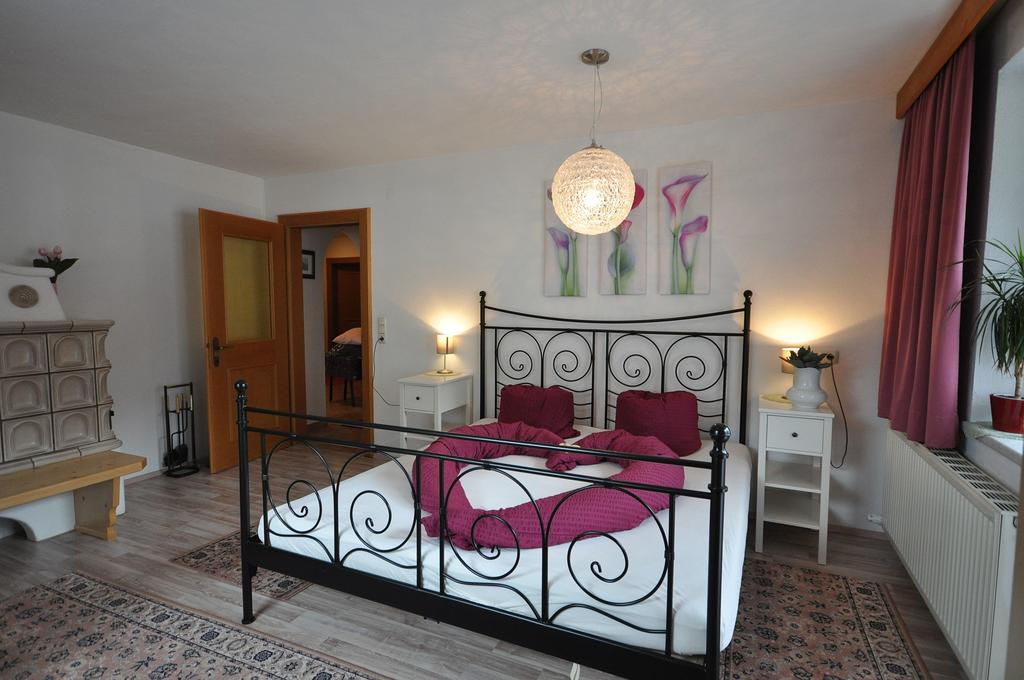 Haus Alpenglueck Apartment เคาเนอร์ทาล ภายนอก รูปภาพ